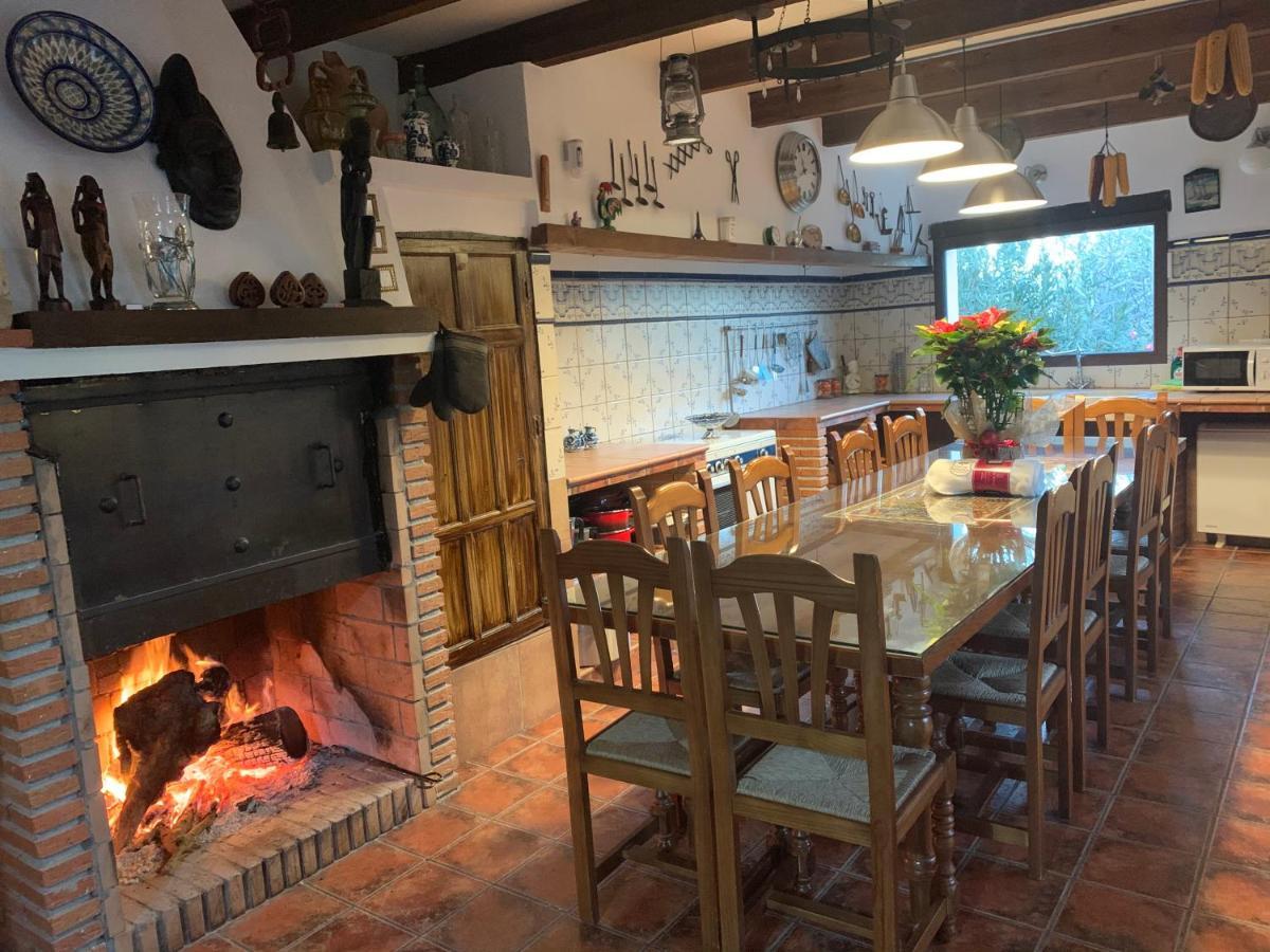 Hostal Cortijo Bustamante Baza Exterior foto