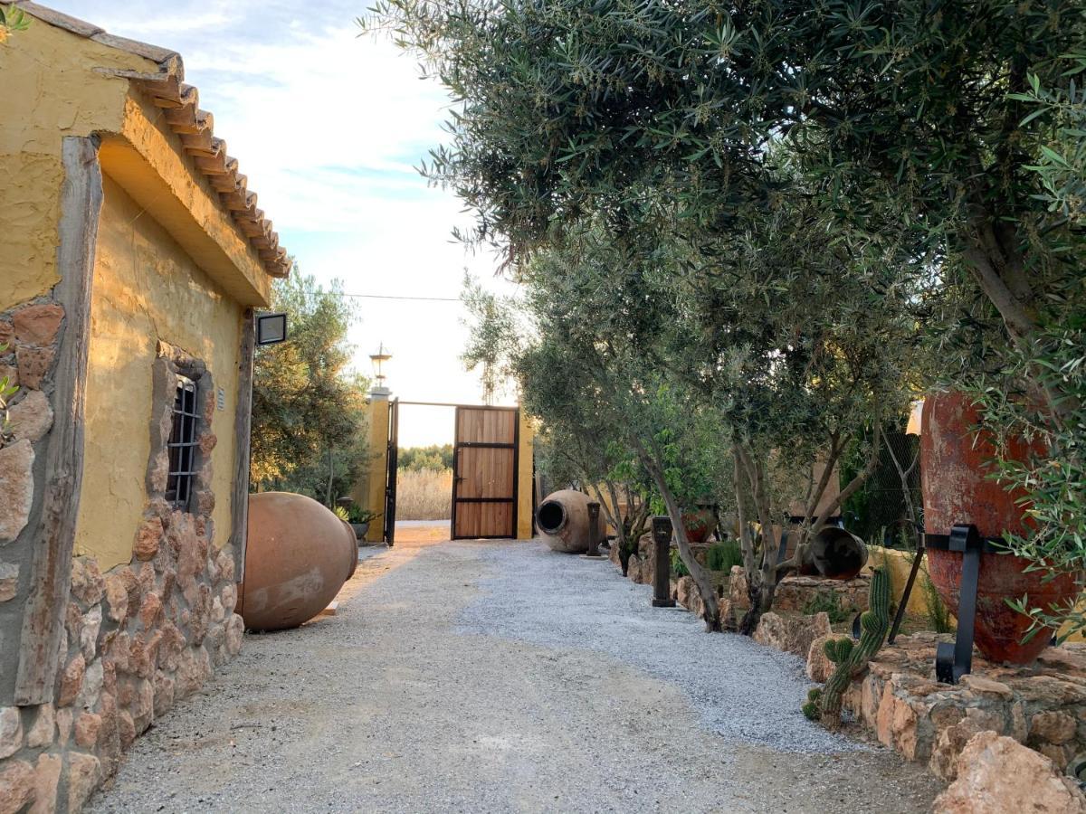 Hostal Cortijo Bustamante Baza Exterior foto