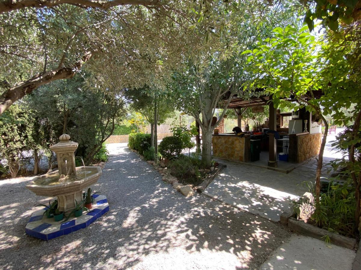 Hostal Cortijo Bustamante Baza Exterior foto