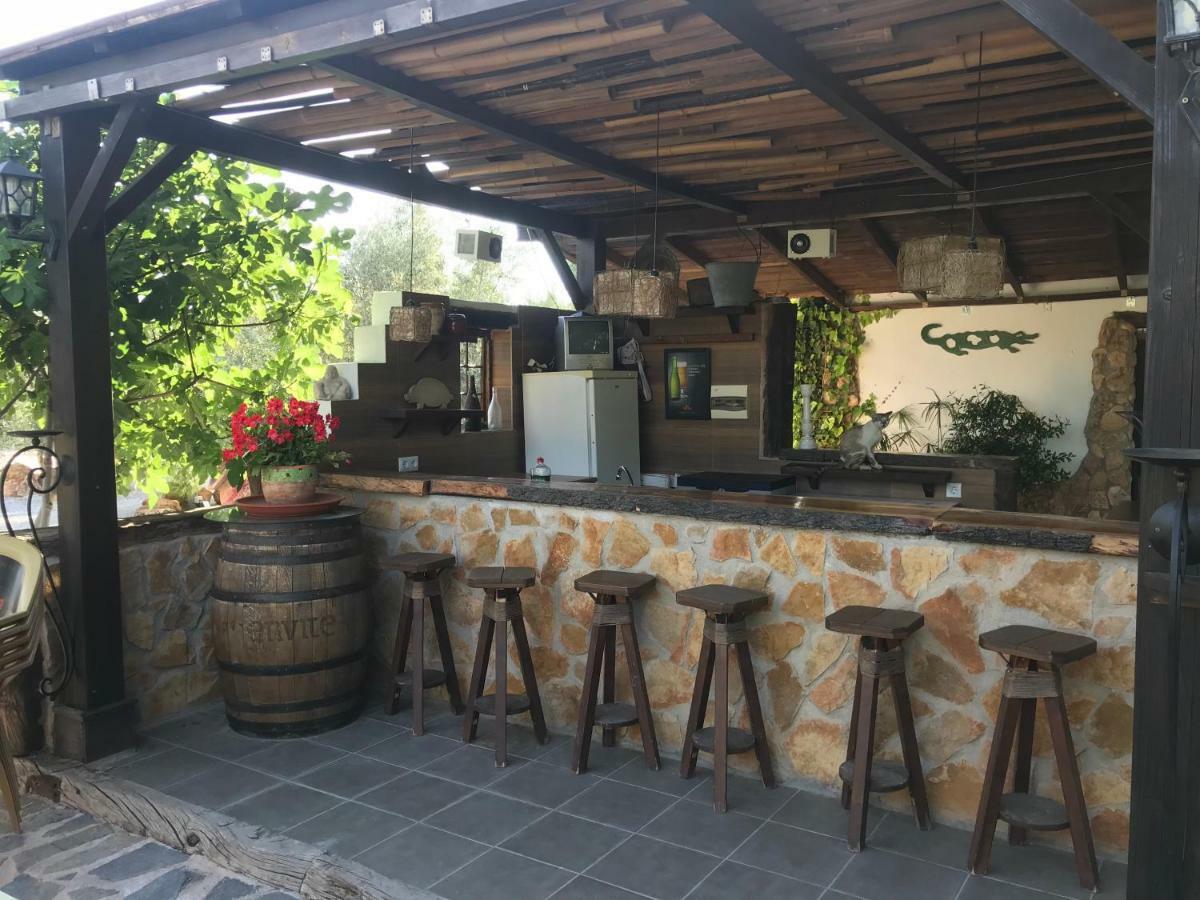 Hostal Cortijo Bustamante Baza Exterior foto