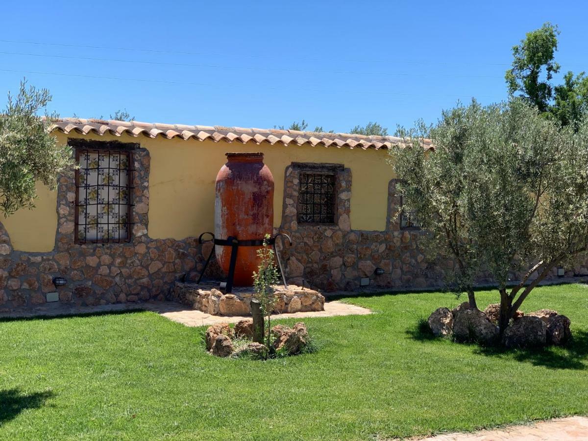 Hostal Cortijo Bustamante Baza Exterior foto