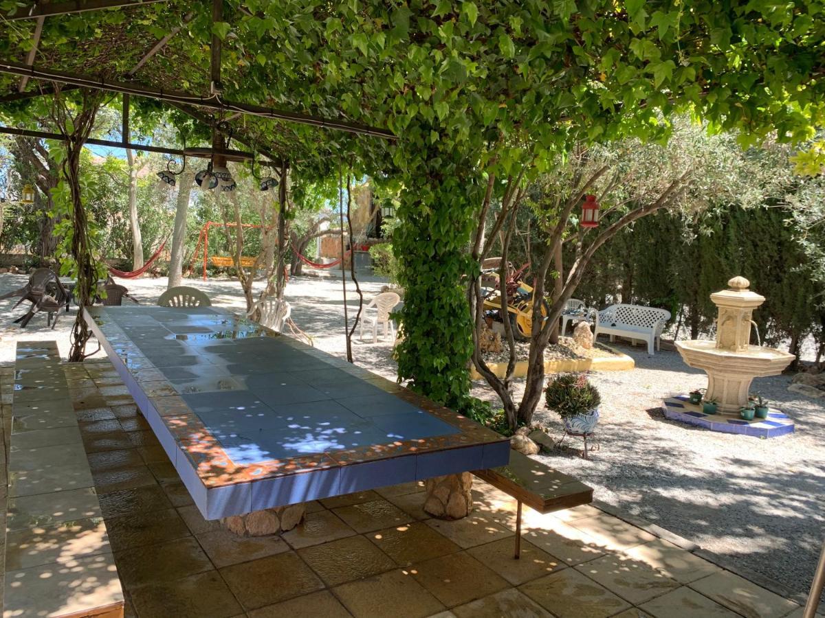 Hostal Cortijo Bustamante Baza Exterior foto