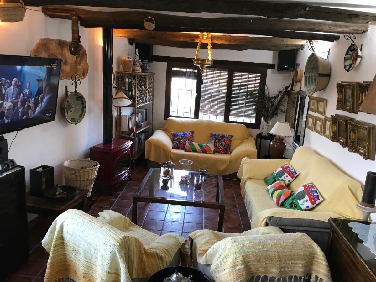 Hostal Cortijo Bustamante Baza Exterior foto